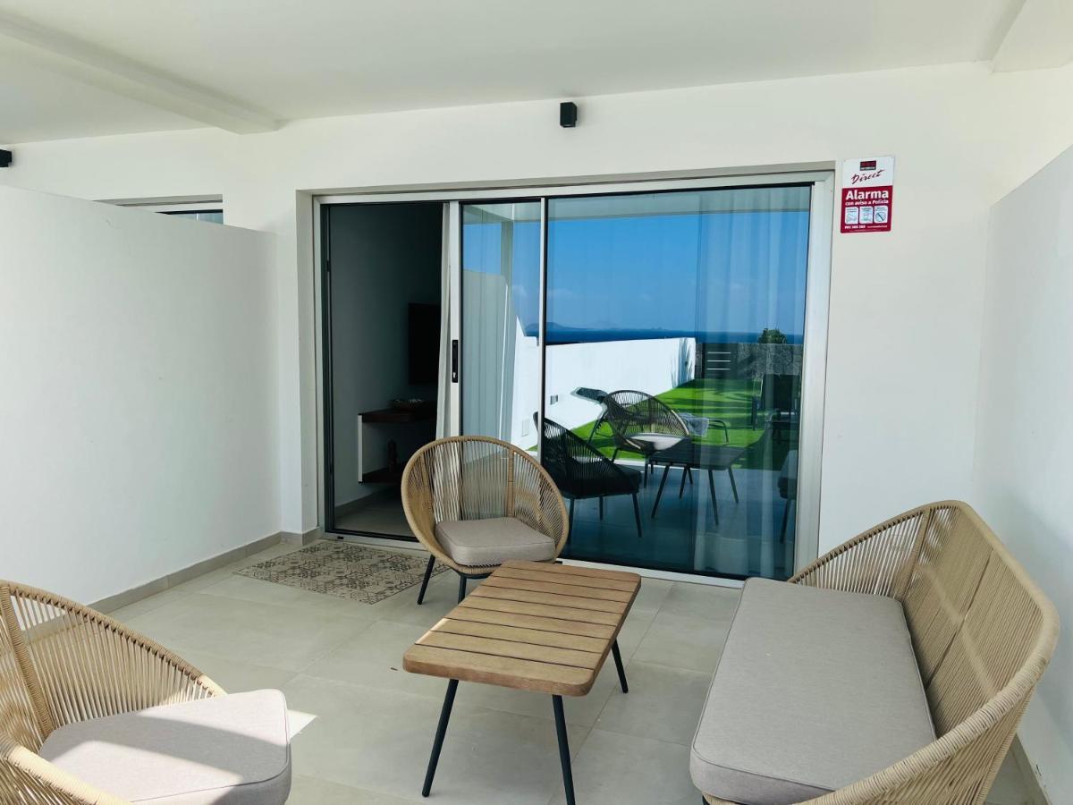 Marina Suites 9 Playa Blanca  Buitenkant foto